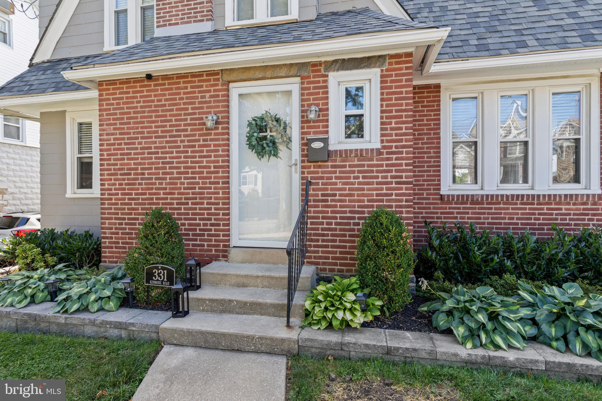 331 Kenmore Road Havertown, PA 19083 - Photo 3 of 40