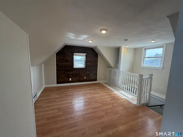 $1,400 | 78 Francis Street, Waterbury, CT 06708