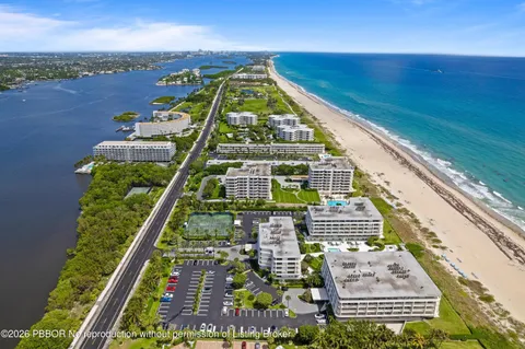 $2,695,000 | 2600 South Ocean Boulevard, Unit 202W, Palm Beach, FL 33480