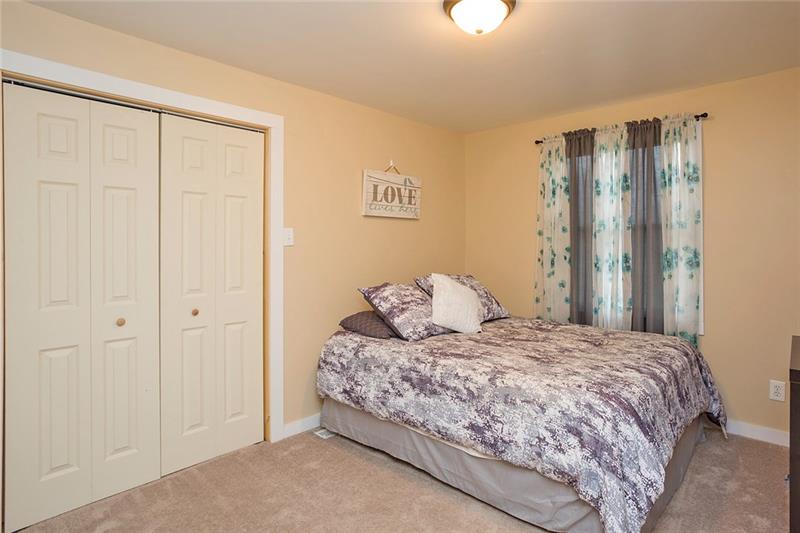 16 Emery Road Fredericktown, PA 15333 - Photo 19 of 25 3rd bedroom