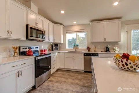 $599,900 | 27 Jonagold Lane, Manson, WA 98831