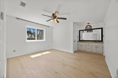 $525,000 | 11019 Southwest Oaks, Austin, TX 78737