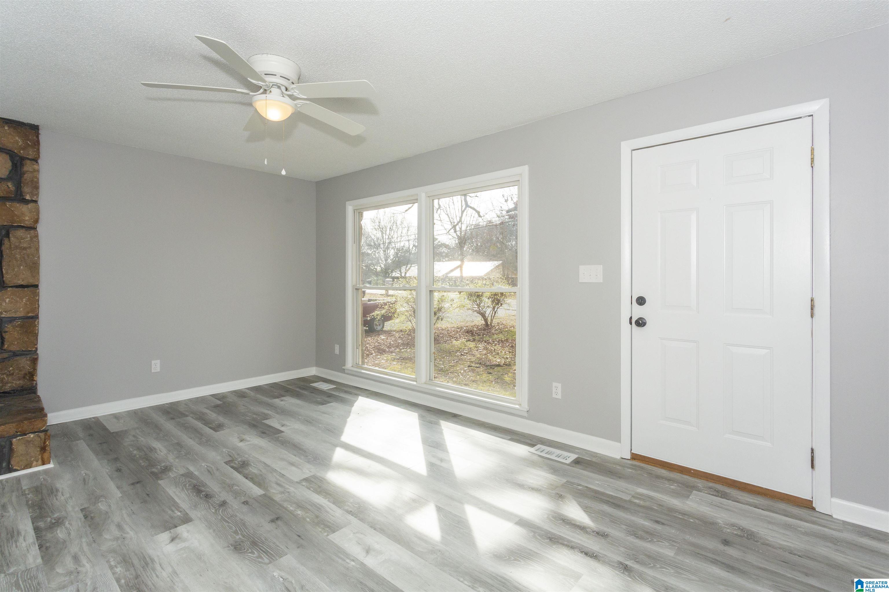 2121 Brewster Road Birmingham, AL 35235 - Photo 2 of 35