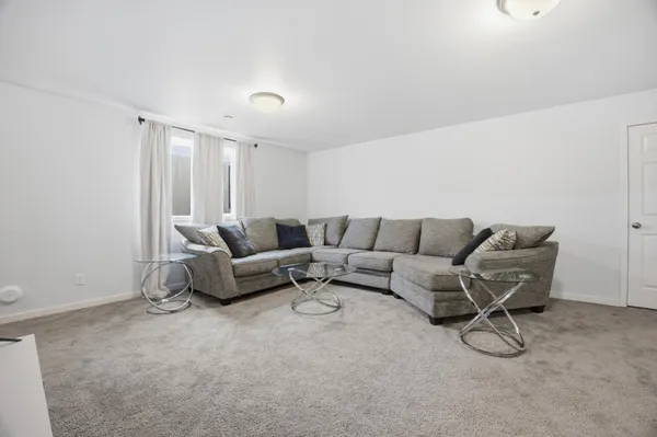 $550,000 | 4756 34th Street South, Fargo, ND 58104