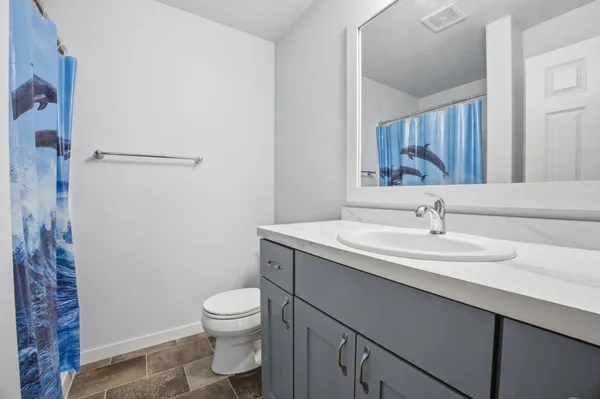 $550,000 | 4756 34th Street South, Fargo, ND 58104