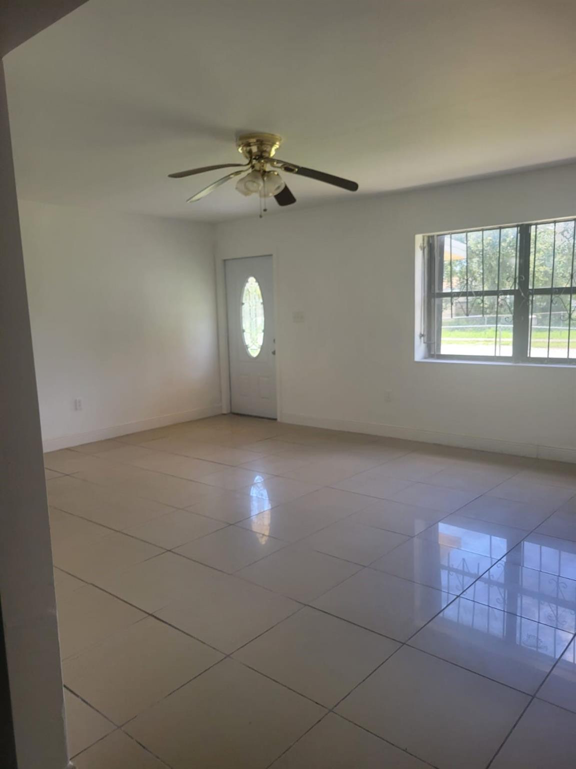 1815 Northwest 88th Terrace Miami, FL 33147 - Photo 5 of 18 Photo 5