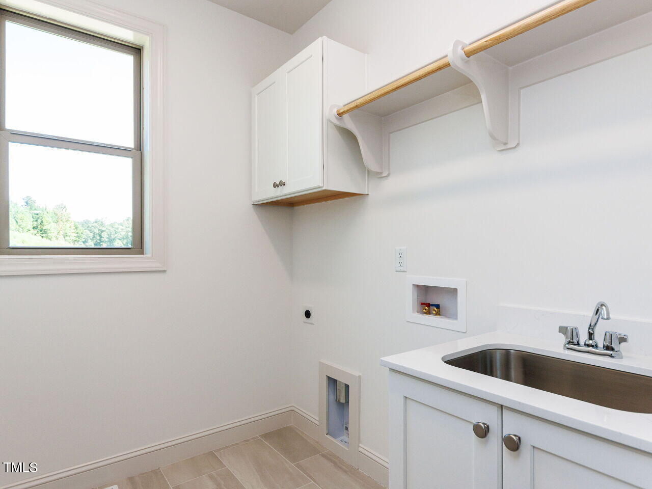 6040 Scalybark Road Durham, NC 27712 - Photo 18 of 37 017-1280x960-laundry-room