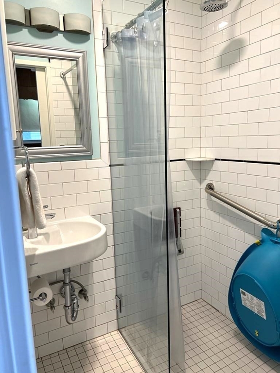 5 Glenmont Road Boston, MA 02135 - Photo 14 of 35