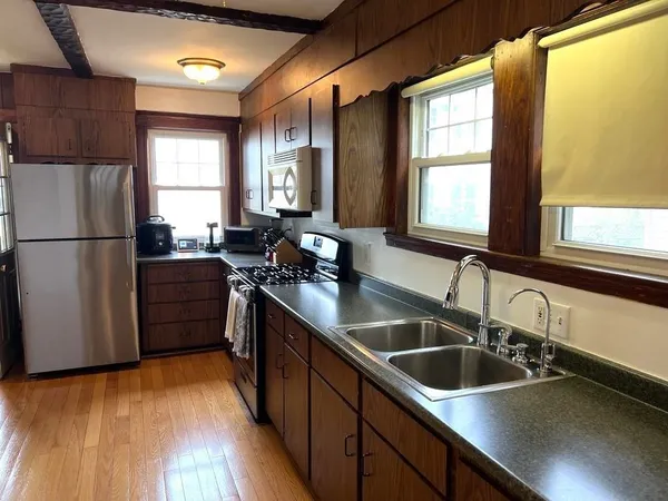 $4,220 | 5 Glenmont Road, Boston, MA 02135