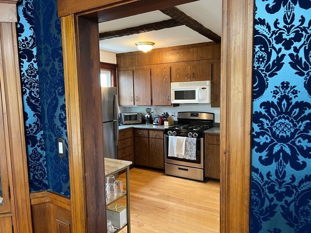 5 Glenmont Road Boston, MA 02135 - Photo 8 of 35