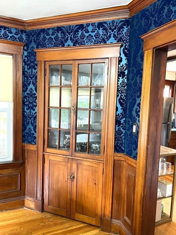 5 Glenmont Road Boston, MA 02135 - Photo 9 of 35