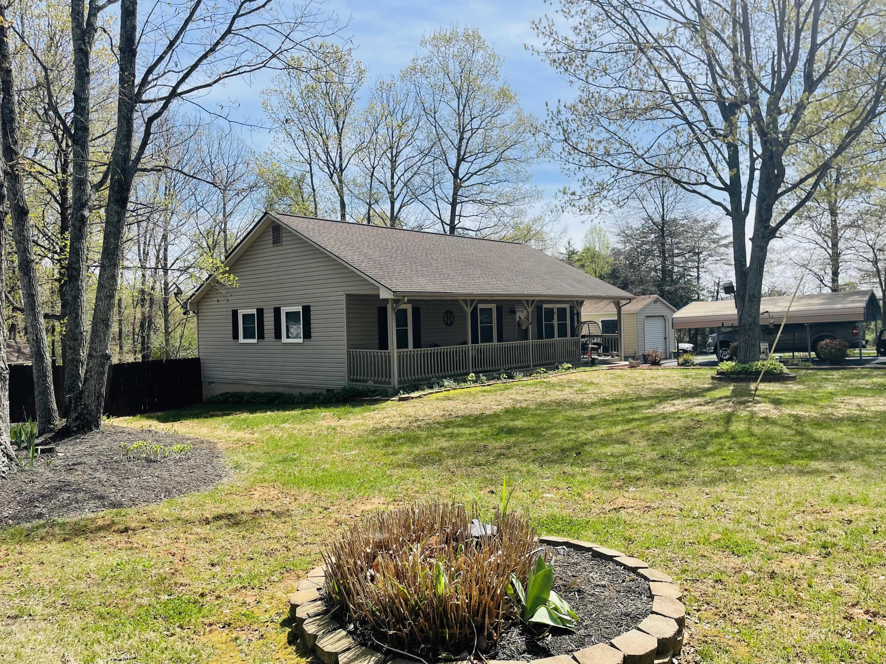 2768 Sandy Level Rd, Goodview