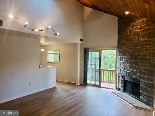 $2,200 | 369 Green Meadow Lane, Horsham, PA 19044