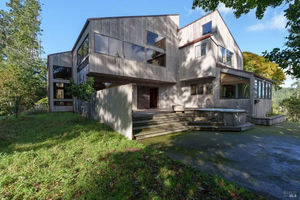 $2,700,000 | 36029 Timber Ridge Road, The Sea Ranch, CA 95497