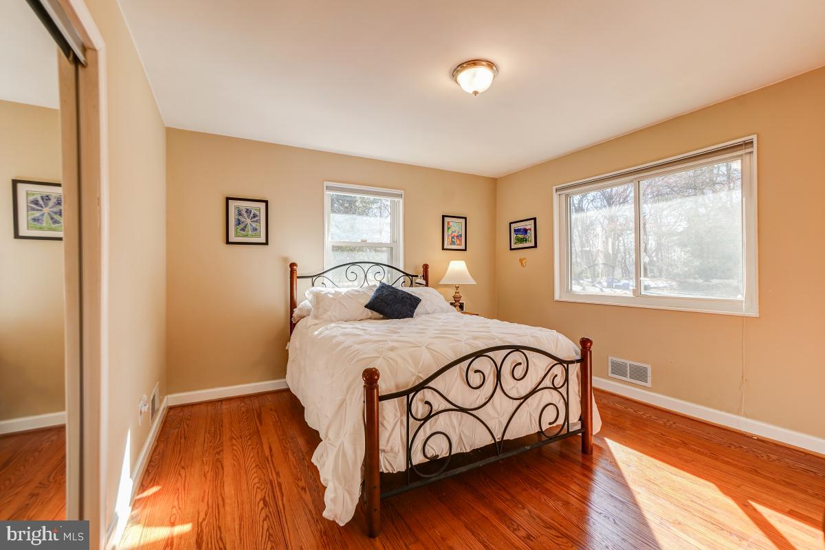 407 Stonington Road Silver Spring, MD 20902 - Photo 25 of 40 Gallery Image 25