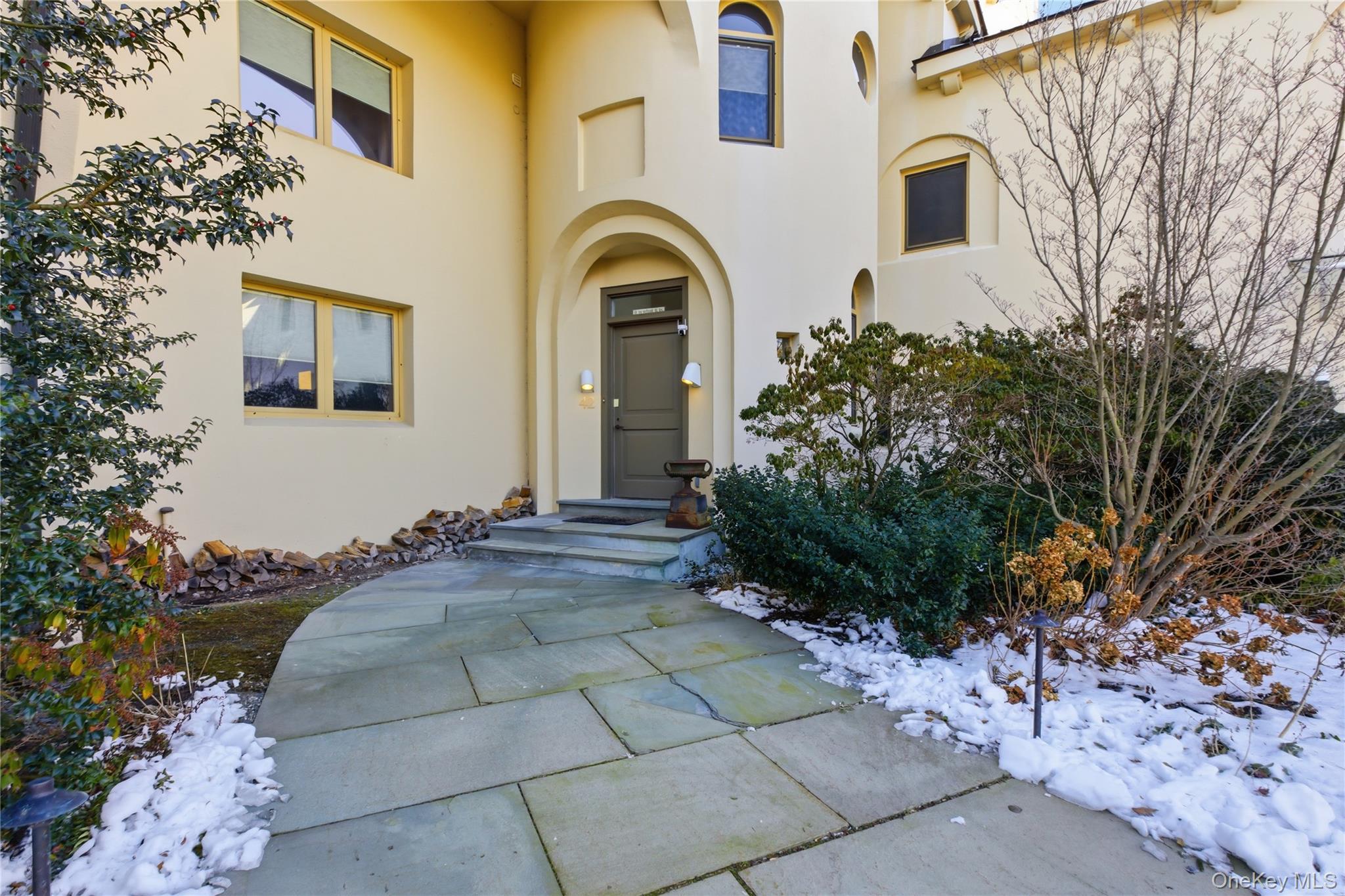 42 Dick's Castle Road Garrison, NY 10524 - Photo 2 of 45