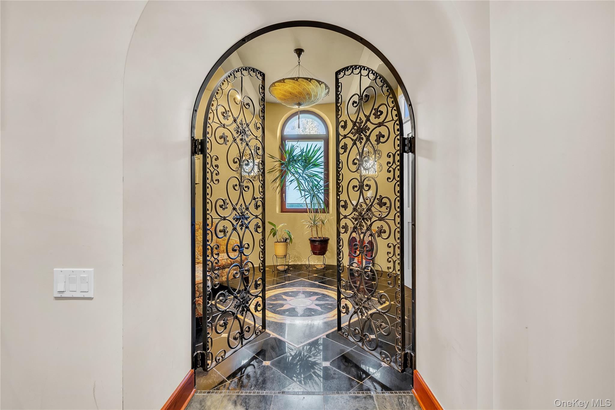 42 Dick's Castle Road Garrison, NY 10524 - Photo 4 of 45