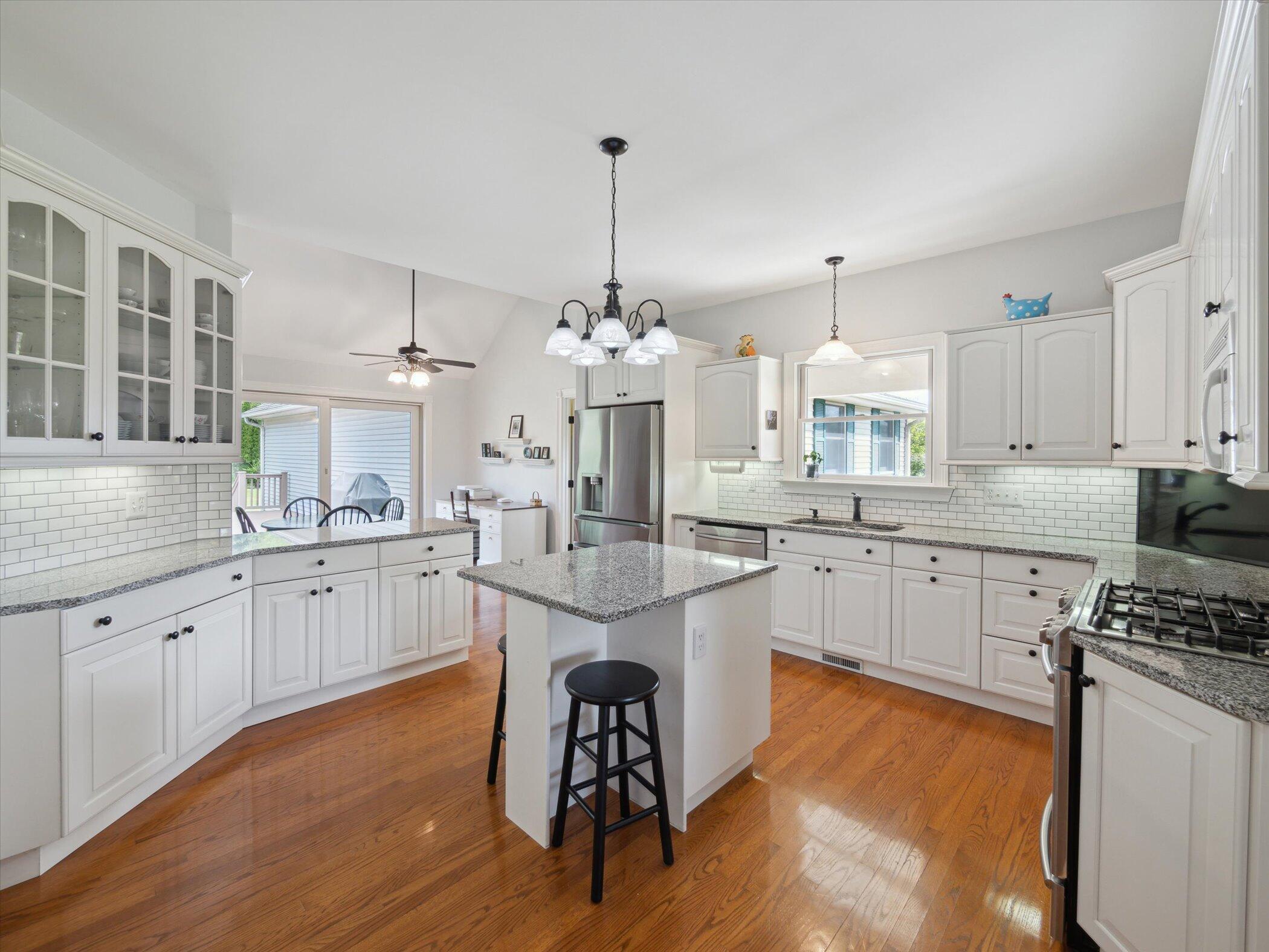 7140 Dell Road Saline, MI 48176 - Photo 13 of 68 19-7140-Dell-Rd-Saline-MI-48176-WindowSt