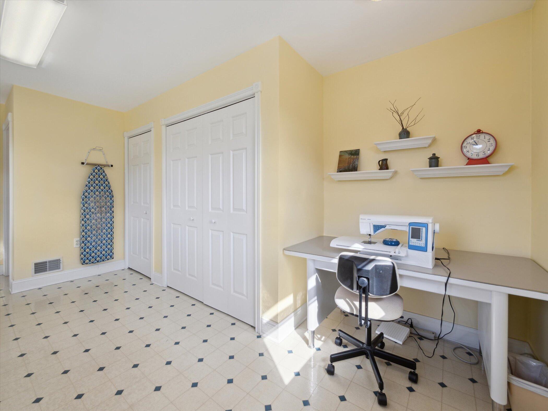 7140 Dell Road Saline, MI 48176 - Photo 26 of 68 25-7140-Dell-Rd-Saline-MI-48176-WindowSt