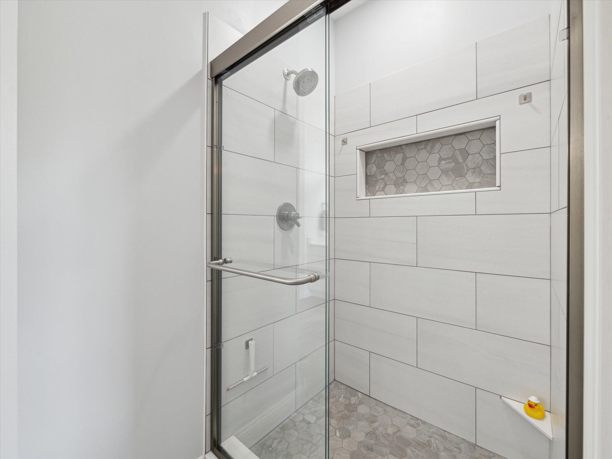 7140 Dell Road Saline, MI 48176 - Photo 33 of 68 32-7140-Dell-Rd-Saline-MI-48176-WindowSt