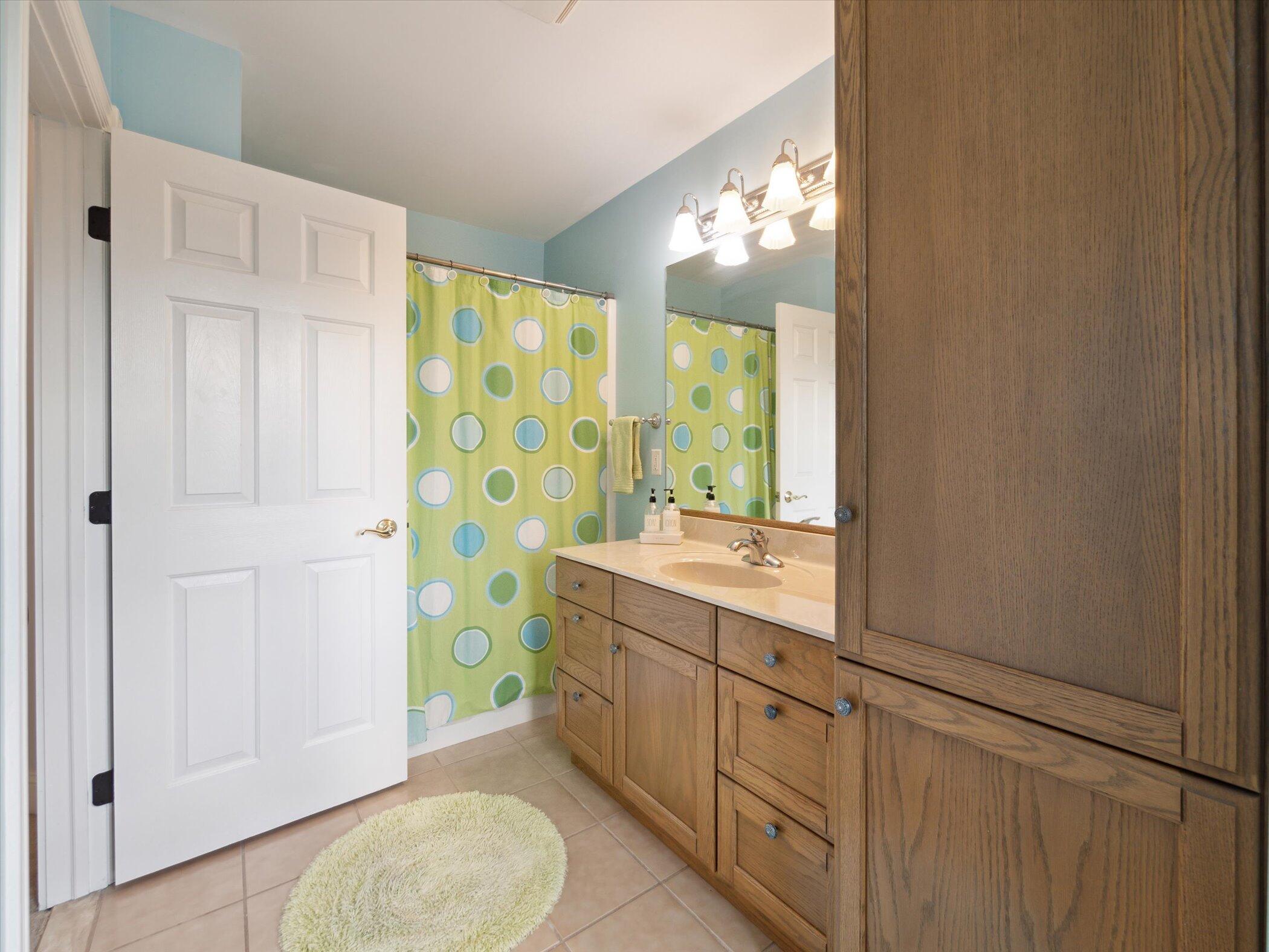 7140 Dell Road Saline, MI 48176 - Photo 37 of 68 37-7140-Dell-Rd-Saline-MI-48176-WindowSt