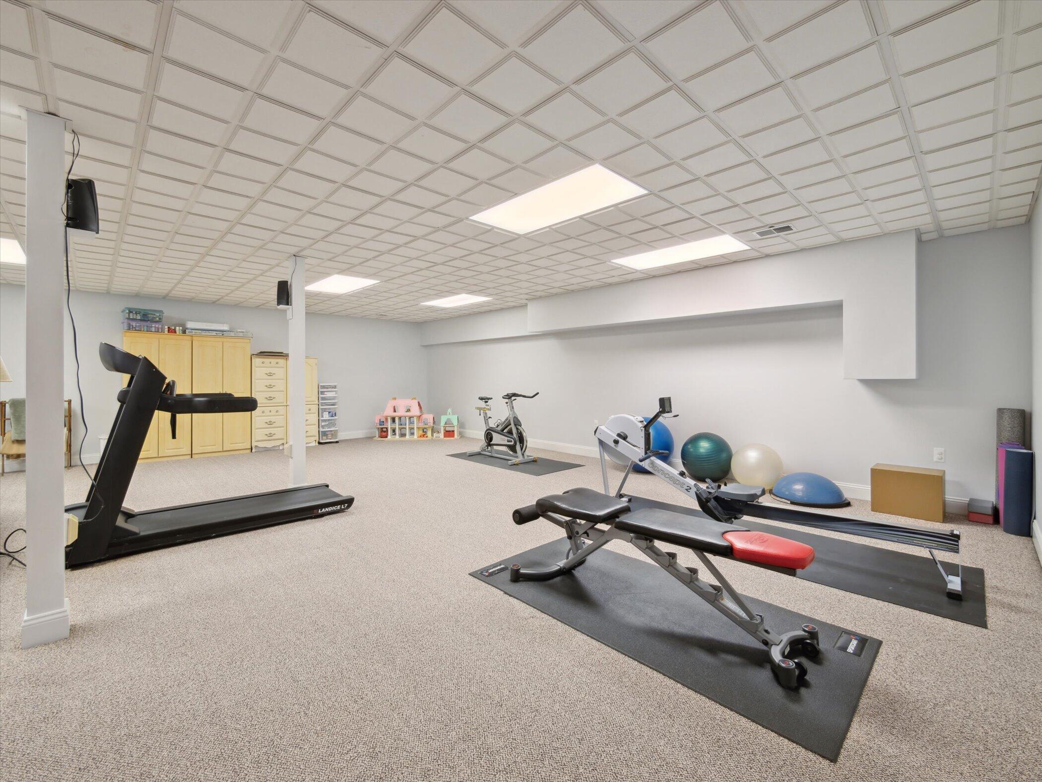 7140 Dell Road Saline, MI 48176 - Photo 43 of 68 48-7140-Dell-Rd-Saline-MI-48176-WindowSt