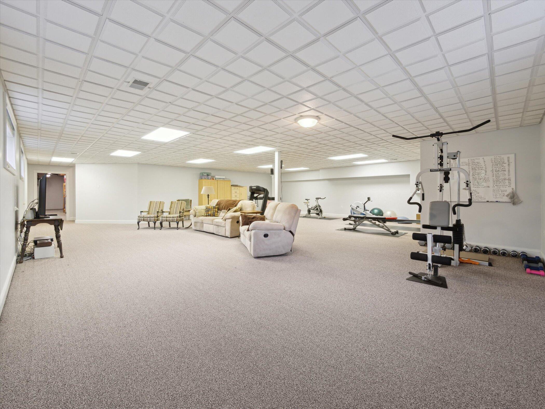 7140 Dell Road Saline, MI 48176 - Photo 45 of 68 47-7140-Dell-Rd-Saline-MI-48176-WindowSt