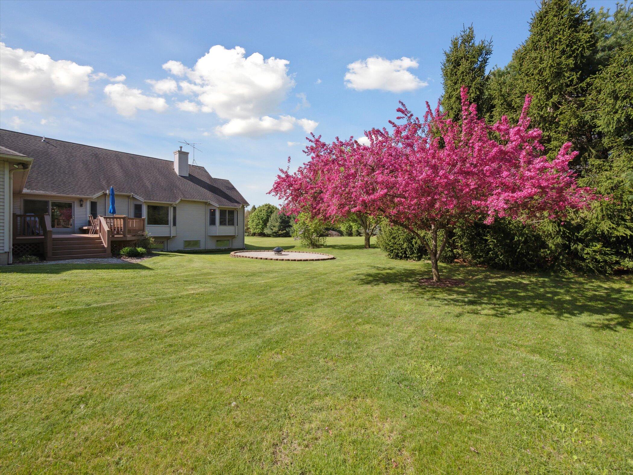 7140 Dell Road Saline, MI 48176 - Photo 50 of 68 51-7140-Dell-Rd-Saline-MI-48176-WindowSt