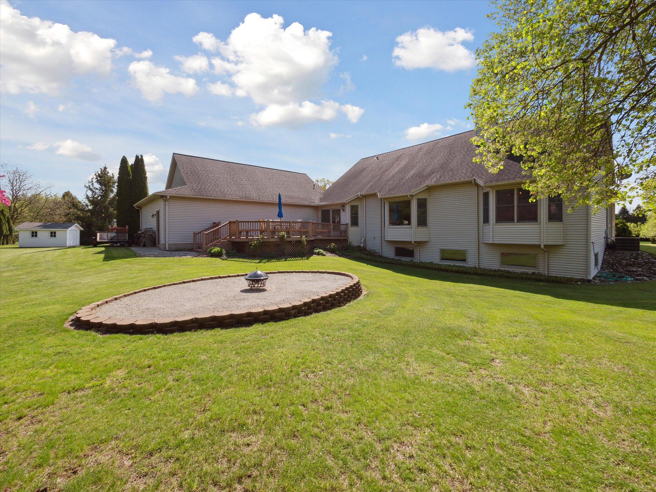 7140 Dell Road Saline, MI 48176 - Photo 51 of 68 52-7140-Dell-Rd-Saline-MI-48176-WindowSt