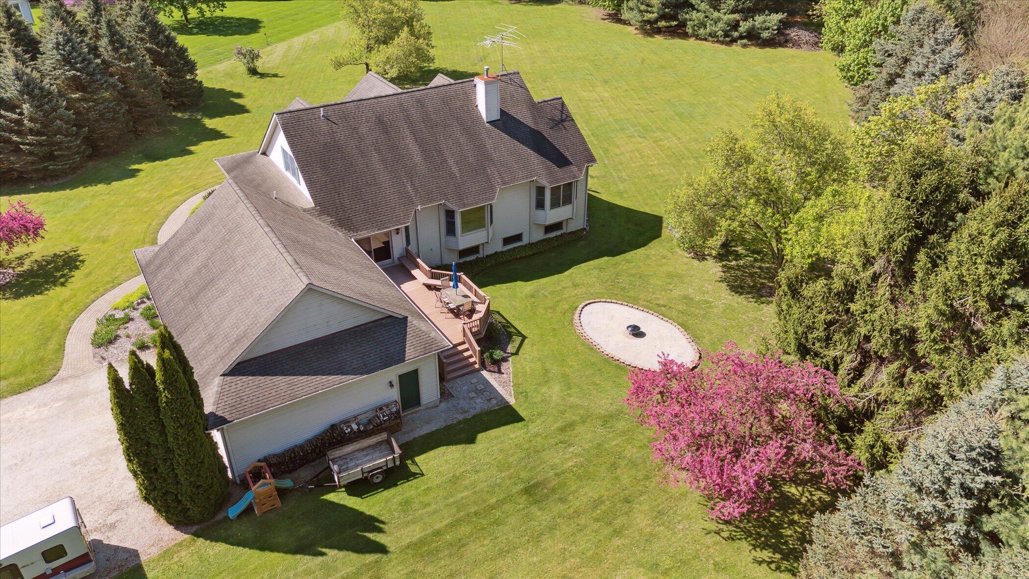 7140 Dell Road Saline, MI 48176 - Photo 55 of 68 58-7140-Dell-Rd-Saline-MI-48176-WindowSt