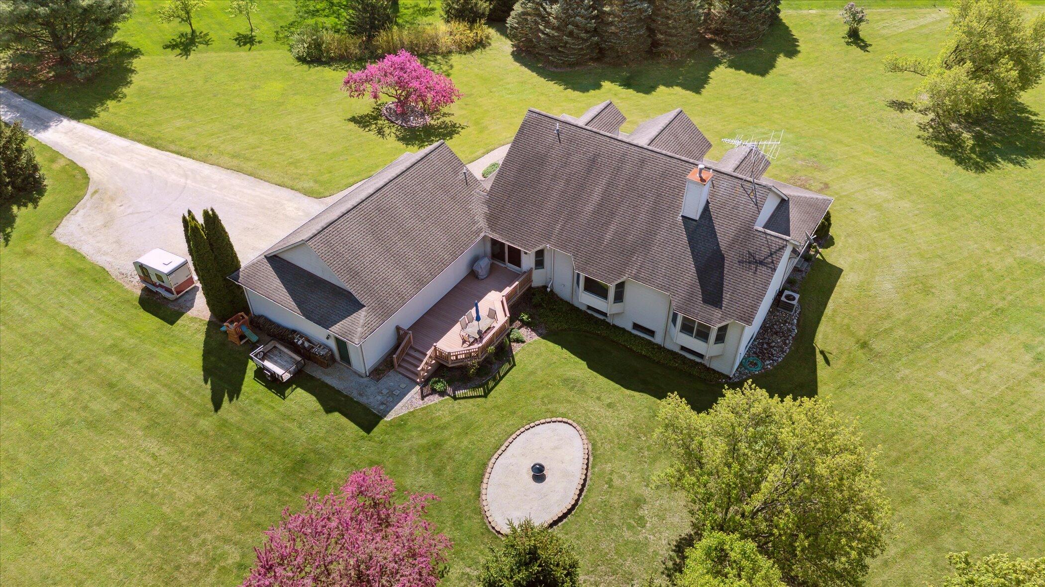 7140 Dell Road Saline, MI 48176 - Photo 56 of 68 59-7140-Dell-Rd-Saline-MI-48176-WindowSt