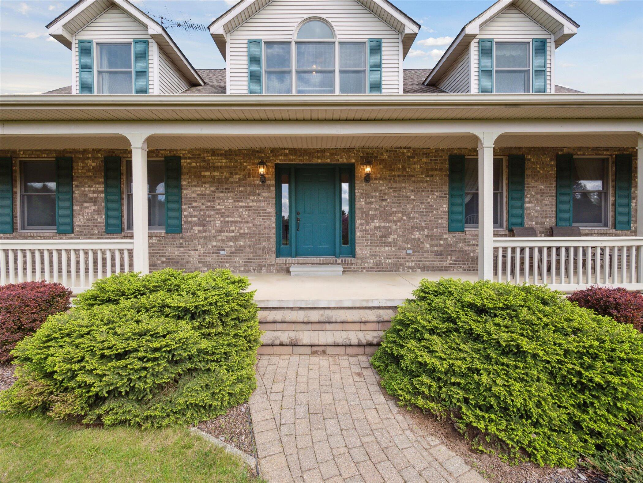 7140 Dell Road Saline, MI 48176 - Photo 6 of 68 06-7140-Dell-Rd-Saline-MI-48176-WindowSt