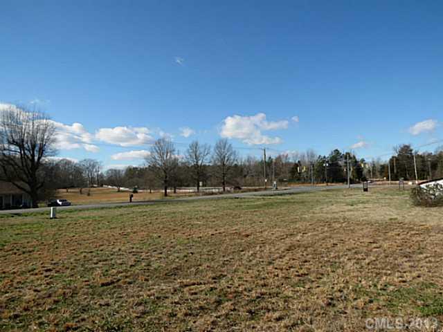 6695 Old York Road York, SC 29745 - Photo 3 of 10 Gallery Image 3