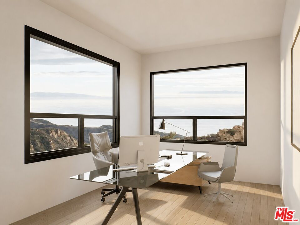 570 Schueren Road Malibu, CA 90265 - Photo 9 of 29