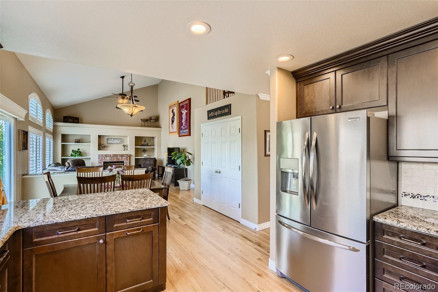 9946 Silver Maple Road Highlands Ranch, CO 80129 - Photo 6 of 40 Gallery Image 6