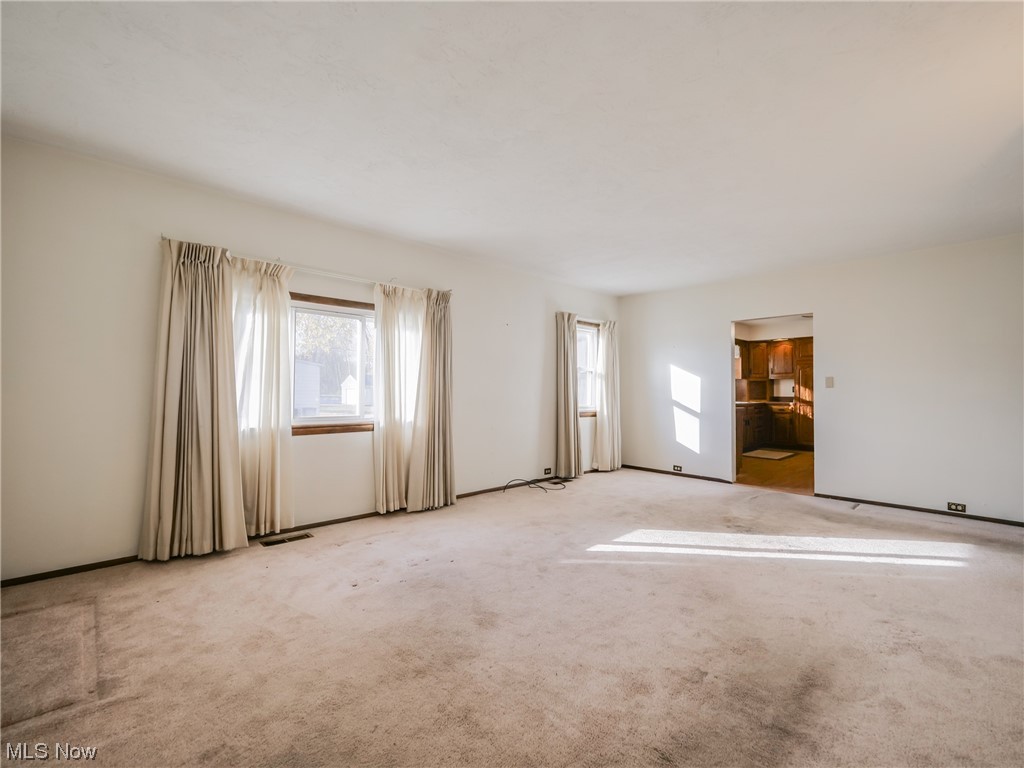 6818 Avon Belden Road North Ridgeville, OH 44039 - Photo 8 of 27