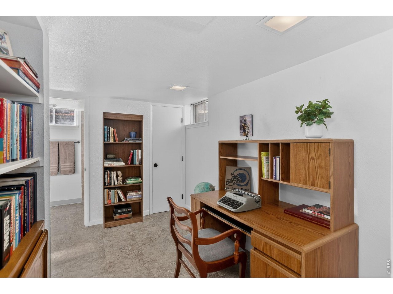 265 South 39th Street Boulder, CO 80305 - Photo 30 of 34 a view of a workspace with furniture
