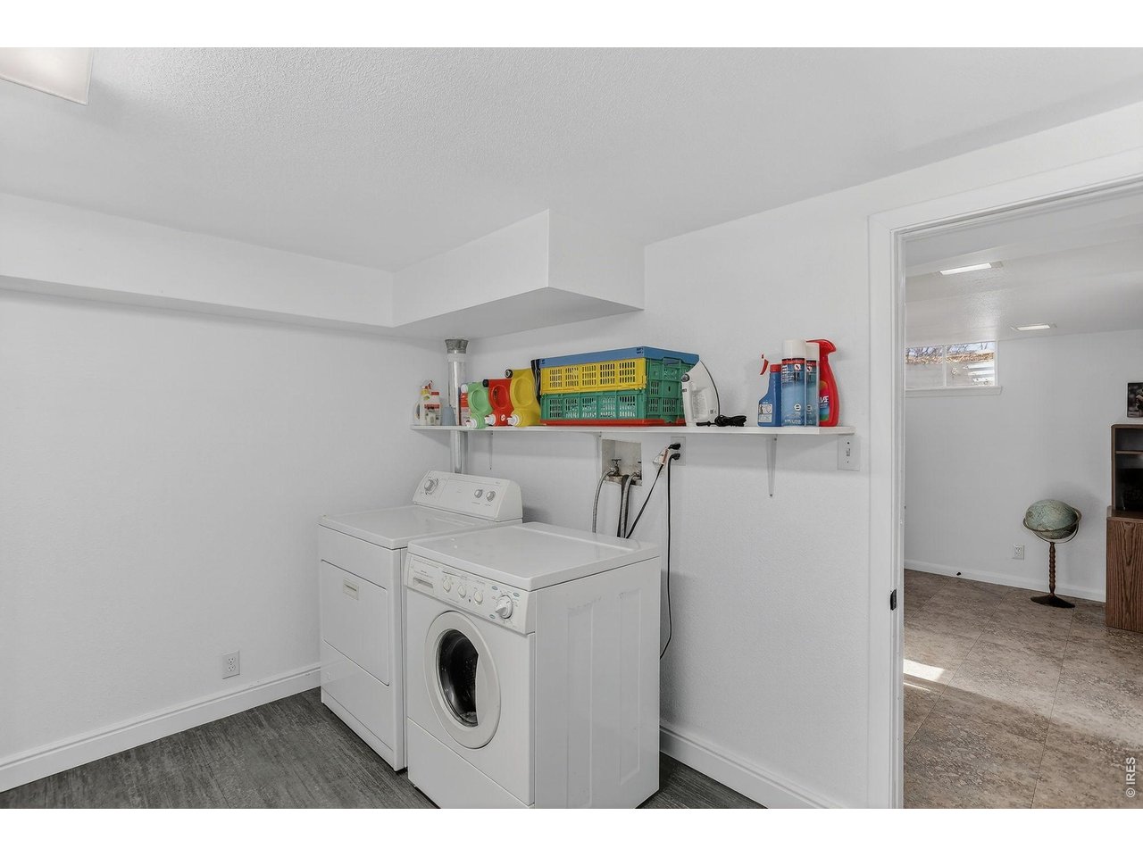 265 South 39th Street Boulder, CO 80305 - Photo 32 of 34 a utility room with dryer and washer