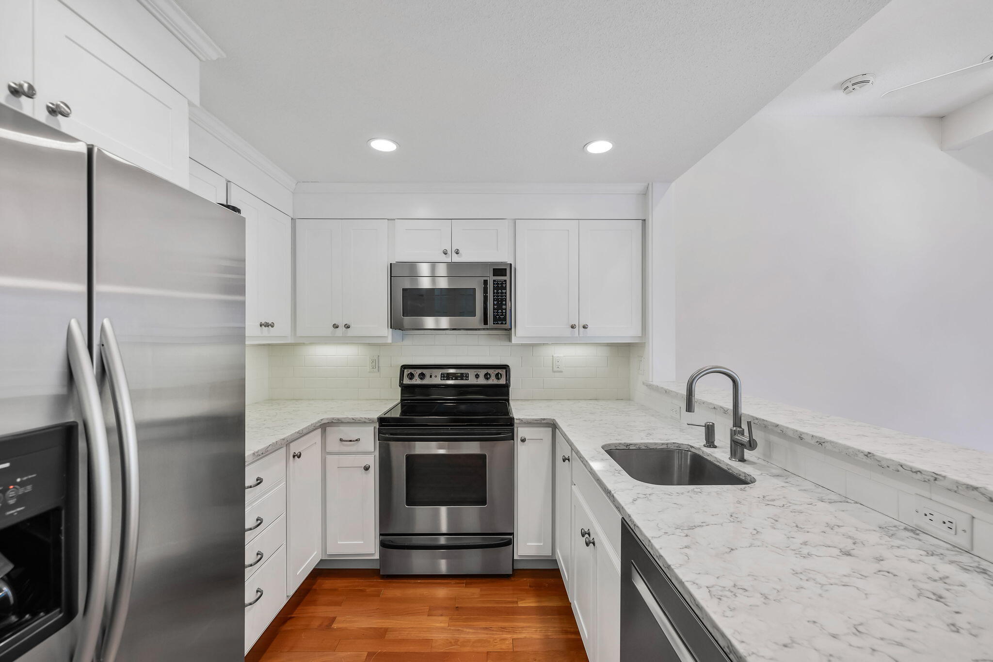 63 Kates Path Yarmouth Port, MA 02675 - Photo 21 of 55 Kitchen
