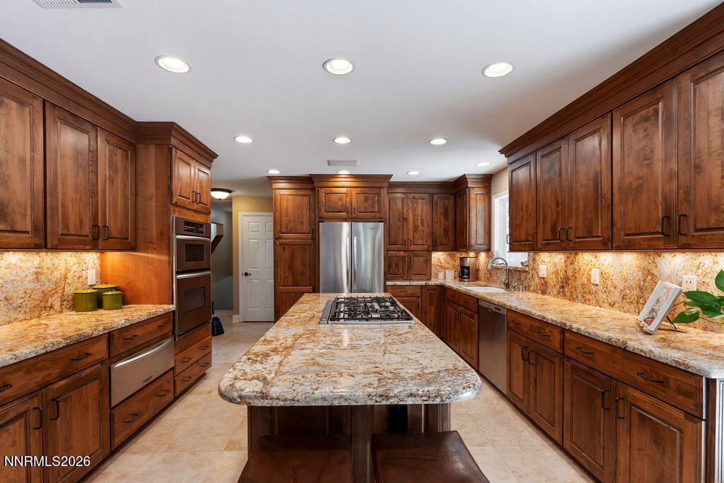 2450 Sequoia Lane Reno, NV 89502 - Photo 3 of 42 43_2450SequoiaLane_CopyrightJeremyJensen
