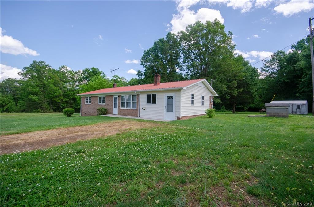 248 Ridgeline Road Union Grove, NC 28689 - Photo 2 of 37 Gallery Image 2