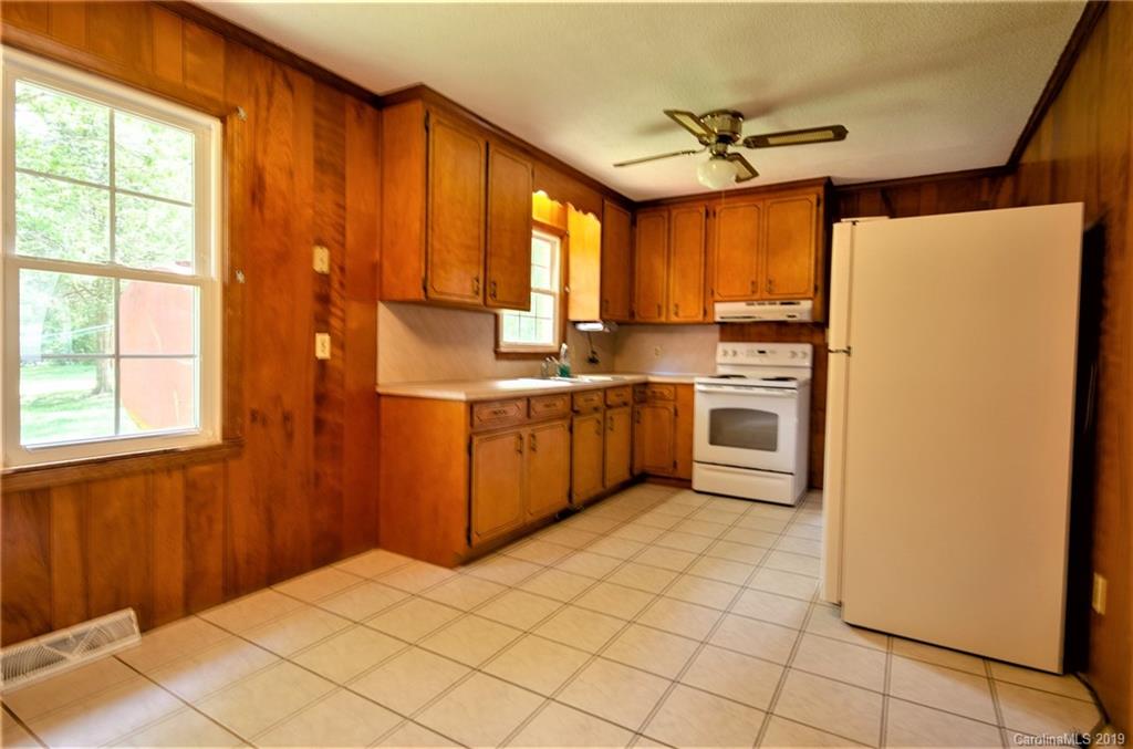 248 Ridgeline Road Union Grove, NC 28689 - Photo 18 of 37 Gallery Image 18