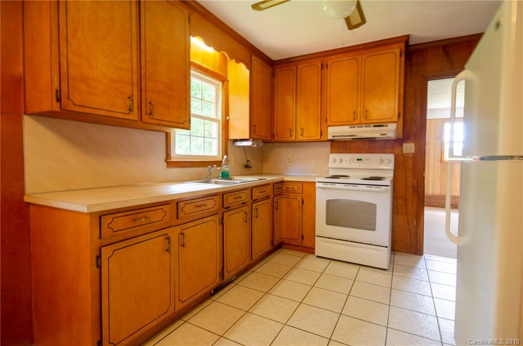 248 Ridgeline Road Union Grove, NC 28689 - Photo 22 of 37 Gallery Image 22