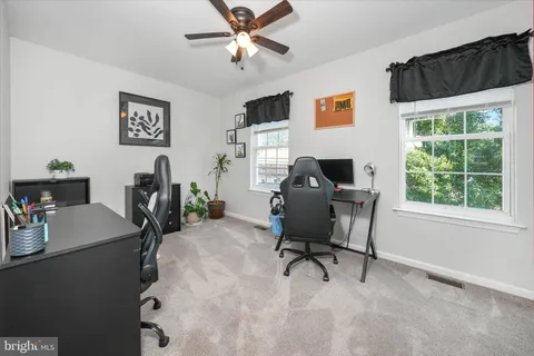 $330,000 | 29 West Lake Street, Middletown, DE 19709