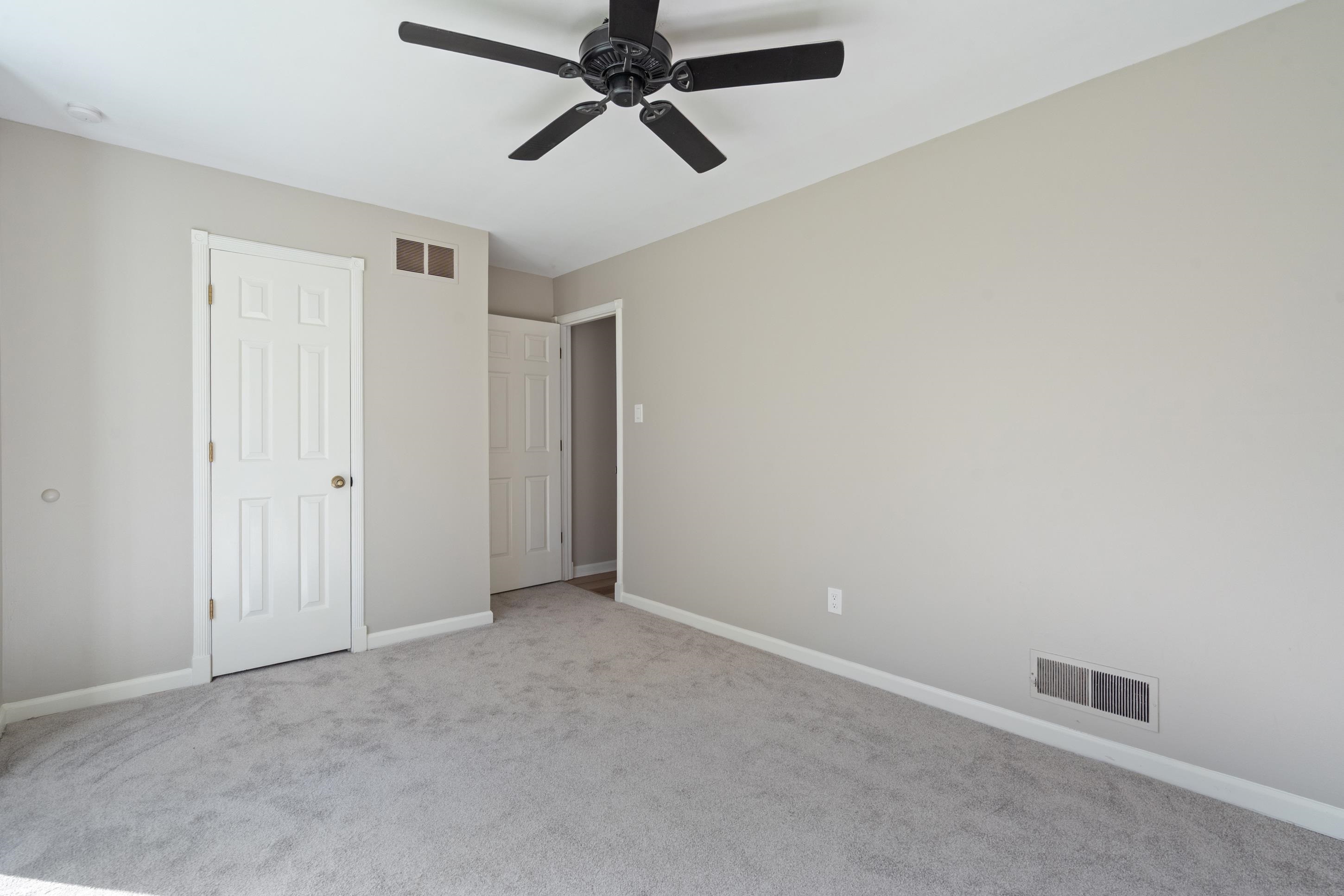 301 Dove Valley Road Collierville, TN 38017 - Photo 15 of 32 a view of an empty room