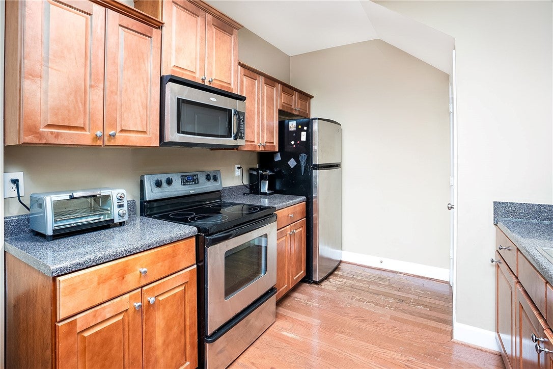 1957 Wire Road, Unit 21 Auburn, AL 36832 - Photo 6 of 12 Gallery Image 6