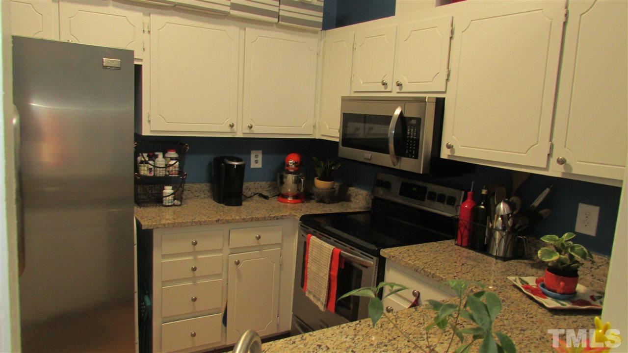 3626 Mill Run Raleigh, NC 27612 - Photo 14 of 22