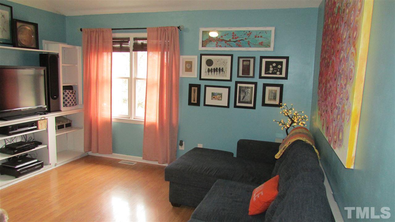 3626 Mill Run Raleigh, NC 27612 - Photo 4 of 22