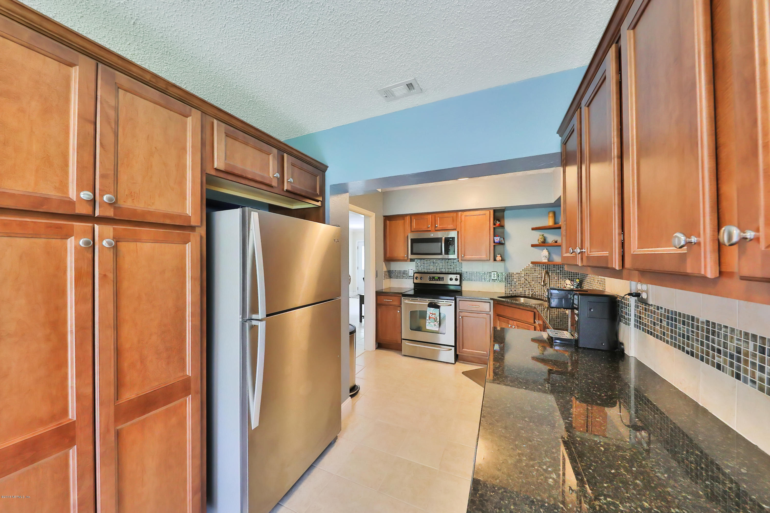 5630 Temple Road Jacksonville, FL 32207 - Photo 11 of 21 966A5917