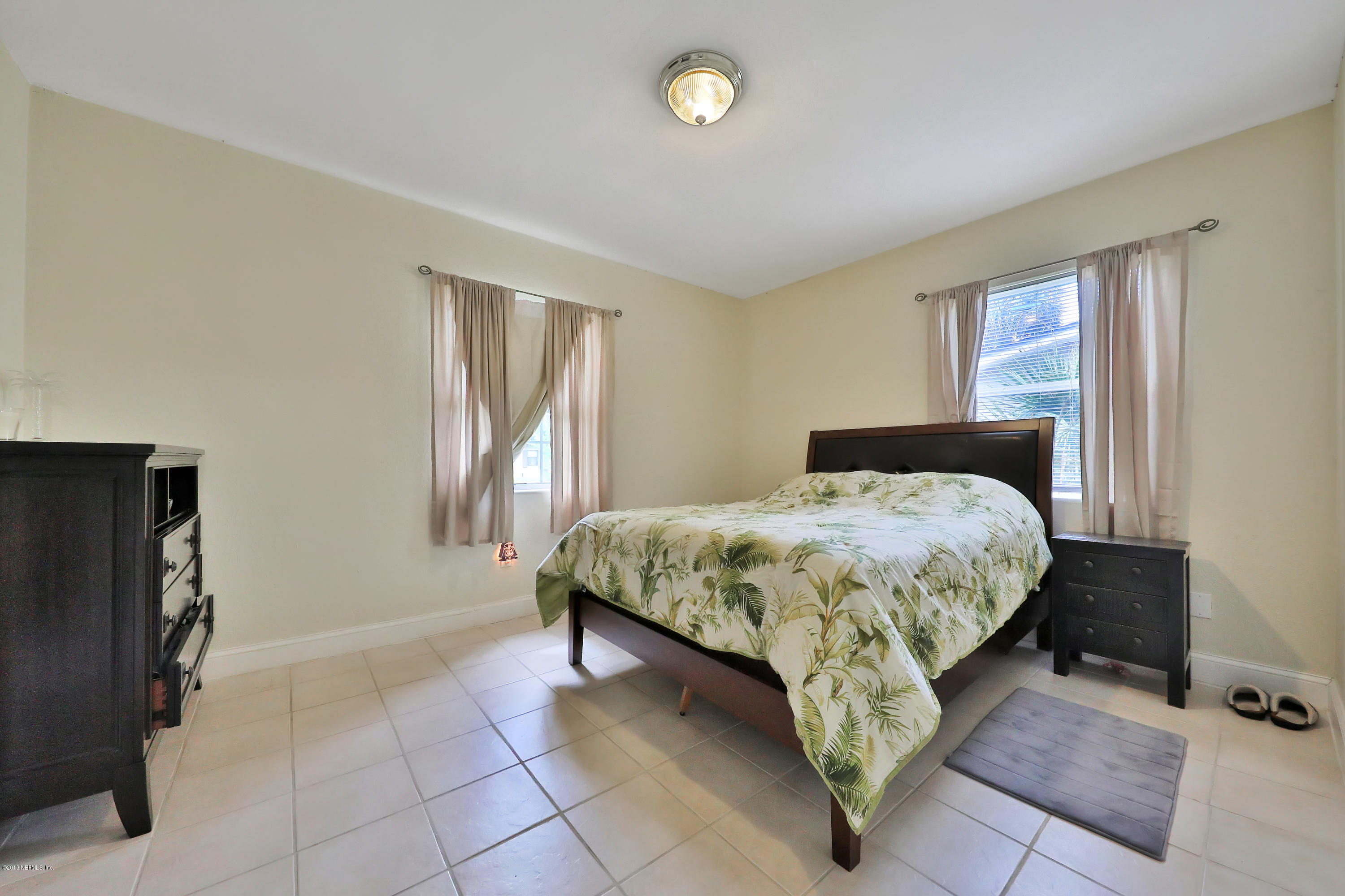 5630 Temple Road Jacksonville, FL 32207 - Photo 14 of 21 966A5910